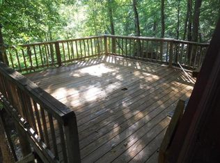 1329 Rogues Fork Rd, Bethpage, TN 37022