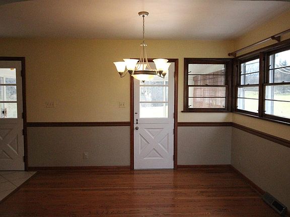 5th image of 808 McBurney Dr
