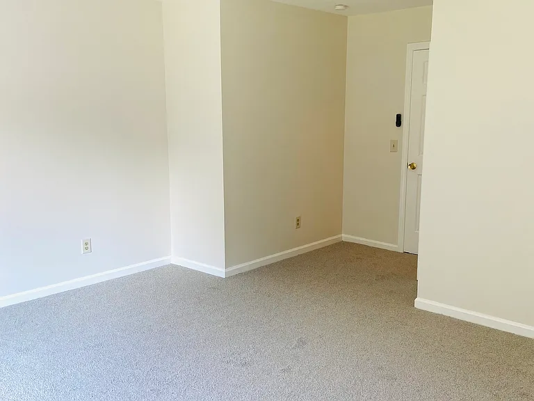 175 Meadows End Rd — Photo 26