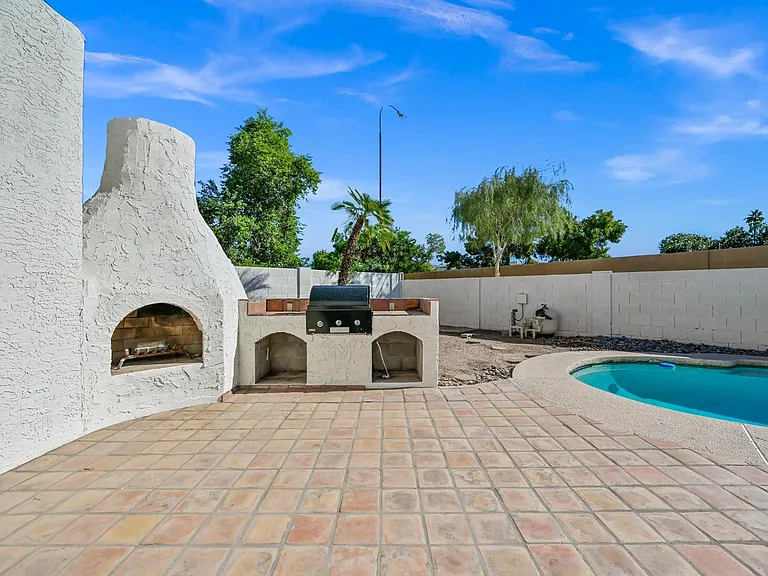 7725 E Rovey Ave — Photo 23