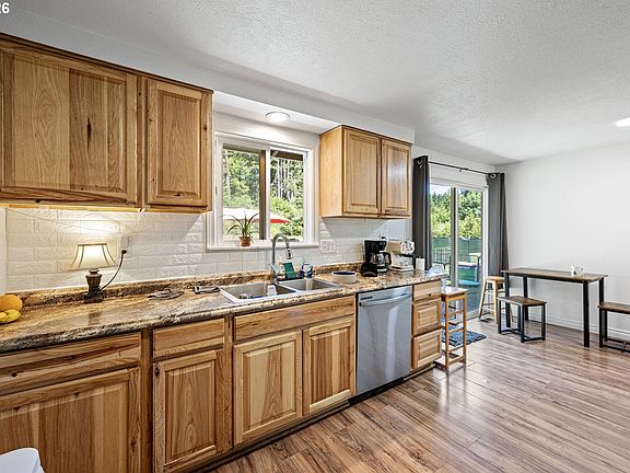 5th image of 24403 Bolton Hill Rd