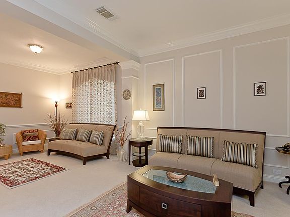3rd image of 5526 Chesapeake Pl
