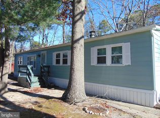 28 Skyline Dr, Sicklerville, NJ 08081