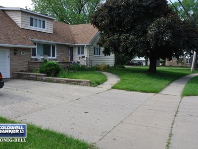 416 McHenry Ave, Crystal Lake, IL, 60014