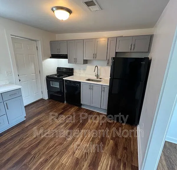1145 Lucile Ave SW #2 — Photo 5