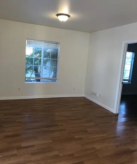 124 Oaklawn Ave #A — Photo 12