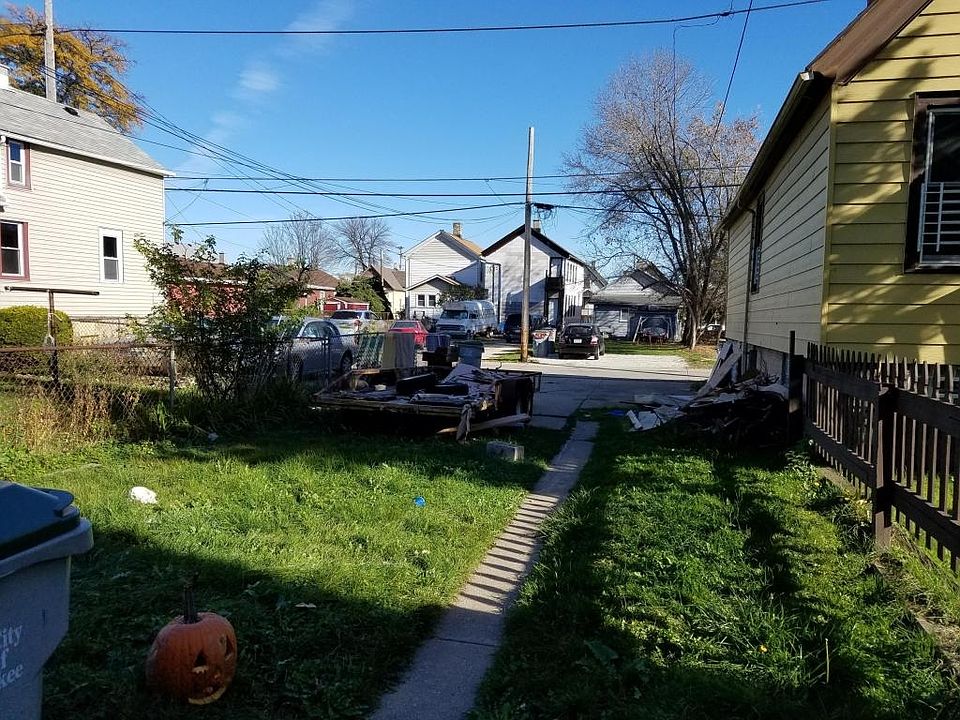 2nd image of 1536 S 3rd St #1538
