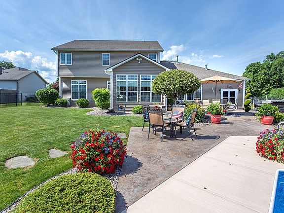 4th image of 8846 Waterview Cir