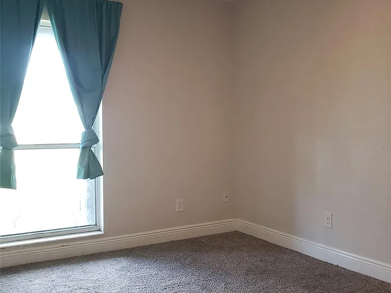 404 King Louis Ct — Photo 21