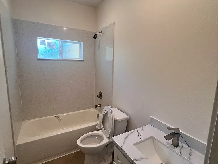 Full bath