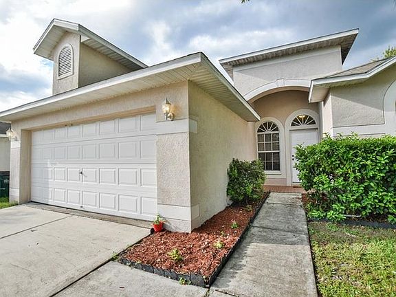 3rd image of 25745 Aldus Dr