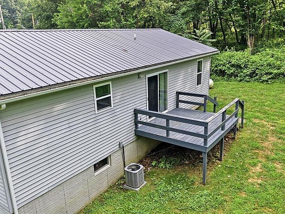 5th image of 52 Eastway Ct