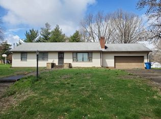 403 Kieffer Ave, Mount Carmel, IL 62863