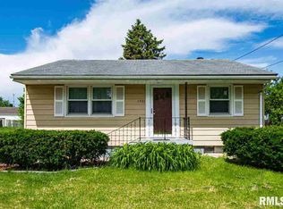 1531 44th St, Moline, IL 61265