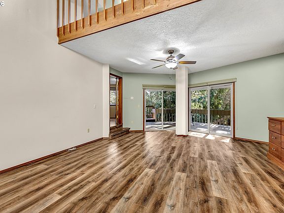 4th image of 24813 NE Berry Rd