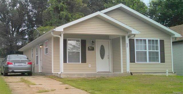1st image of 632 Whitelaw Ave