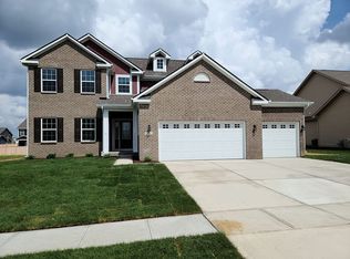 976 Maple Stone Dr, Greenwood, IN 46143