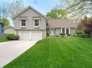 9328 Alden St, Lenexa, KS 66215