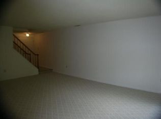 29 Tennyson Dr, Plainsboro, NJ 08536