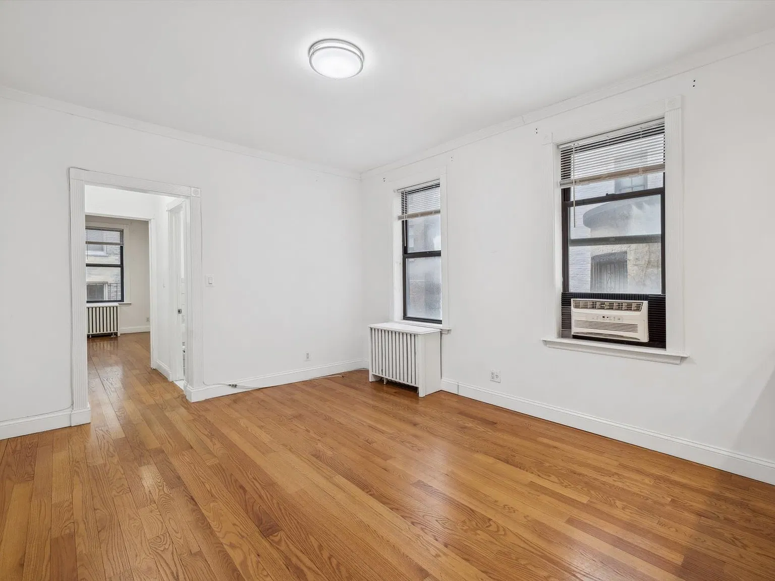 224 East 48th Street — Photo 3