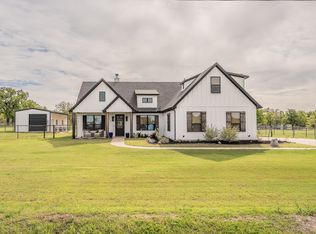 2004 Feather Ln, Weatherford, TX 76088