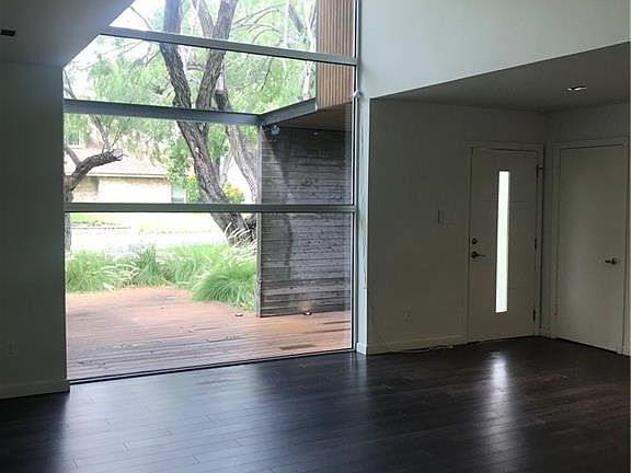 3rd image of 1309 Hibiscus Ave