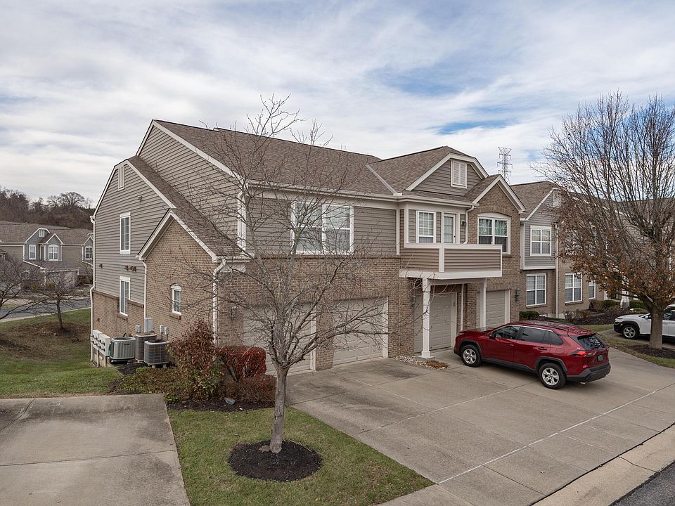 1st image of 2126 Carrick Ct Unit 301