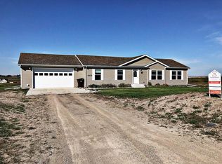 5475 Nicholas Ave, Williston, ND 58801