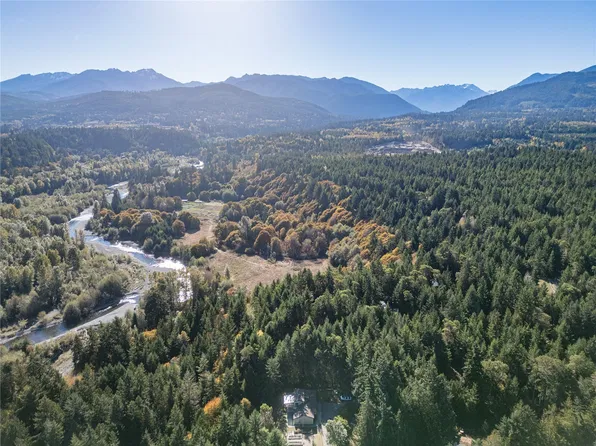 336 & 338 Hunt Road, Port Angeles, WA 98363