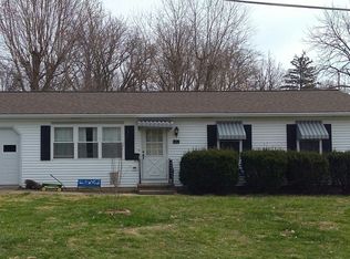 118 S 2nd Ave, Oakland City, IN 47660
