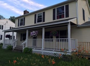 61 Buckingham Dr, Southwick, MA 01077