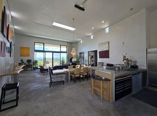 2618 S Summit Ct, Santa Fe, NM 87501