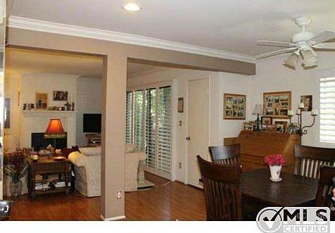 3rd image of 4919 Laurel Canyon Blvd APT 2