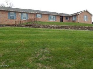 658 Villa Vista Ave, Lewisburg, PA 17837