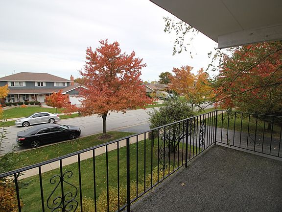 3rd image of 7911 W 157th St APT 1E