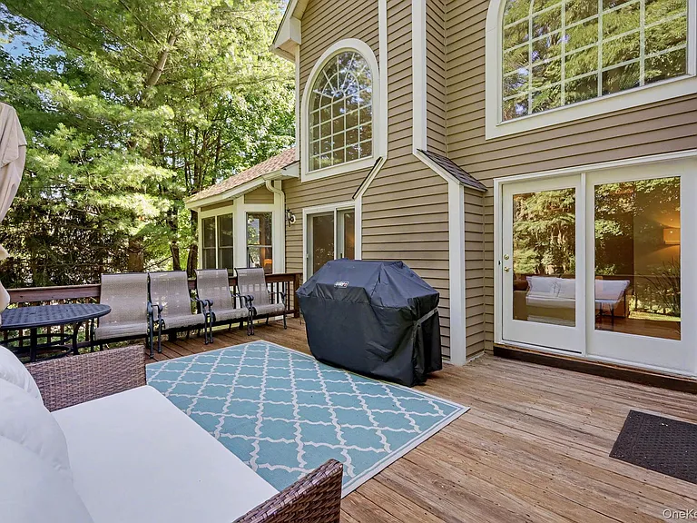 49 Miller Cir — Photo 11