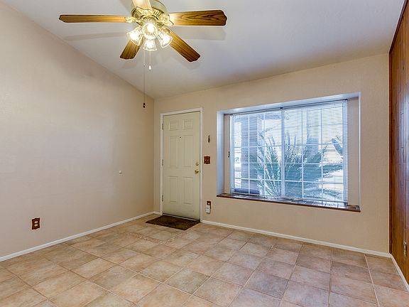 5th image of 2451 E Carmel Ave
