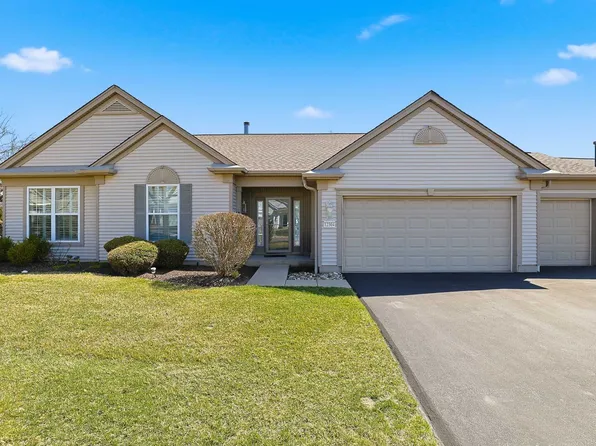 12304 Arlington Dr, Huntley, IL 60142