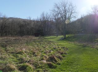 1410 Old Rich Valley Rd, Saltville, VA 24370