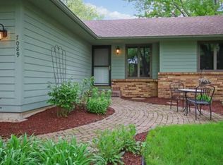 7089 Tartan Curv, Eden Prairie, MN 55346
