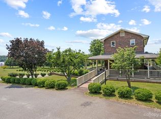 2310 McConnaughey Ln, Morganton, NC 28655