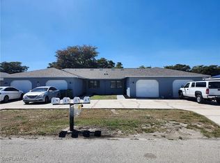 232 NE 16th Pl, Cape Coral, FL 33909