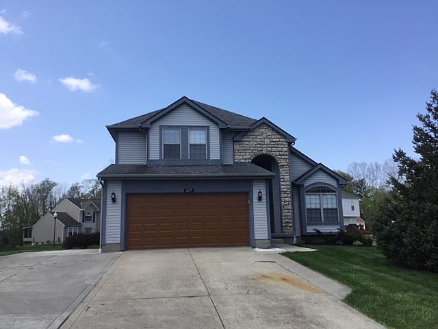 1st image of 217 Oxford Dr