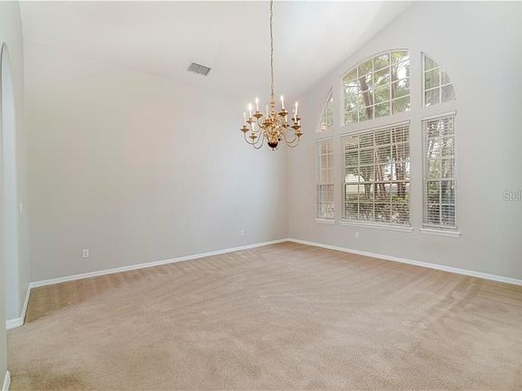 2nd image of 1836 Vista Royale Blvd