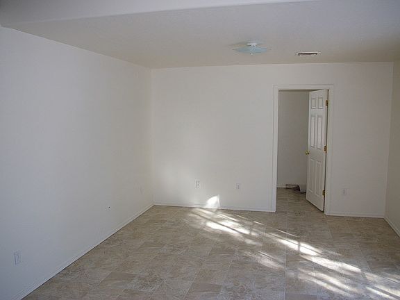 5th image of 3619 N Hunters Cove Drive