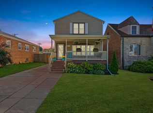 2813 W 102nd St, Evergreen Park, IL