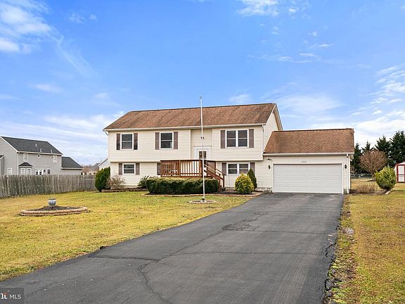 3rd image of 6900 Maplewood Dr