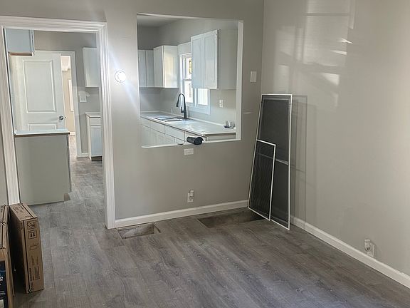 4th image of 16 Kenworthy Ave #2