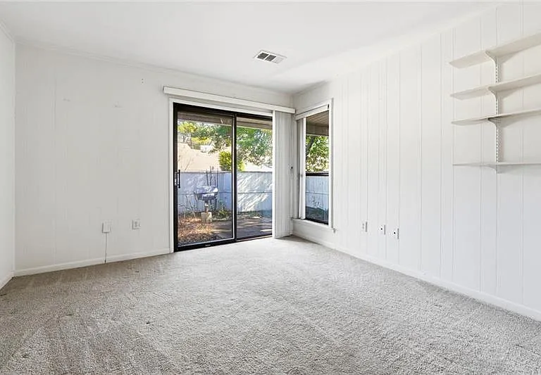 813 Serramonte Dr NE — Photo 10