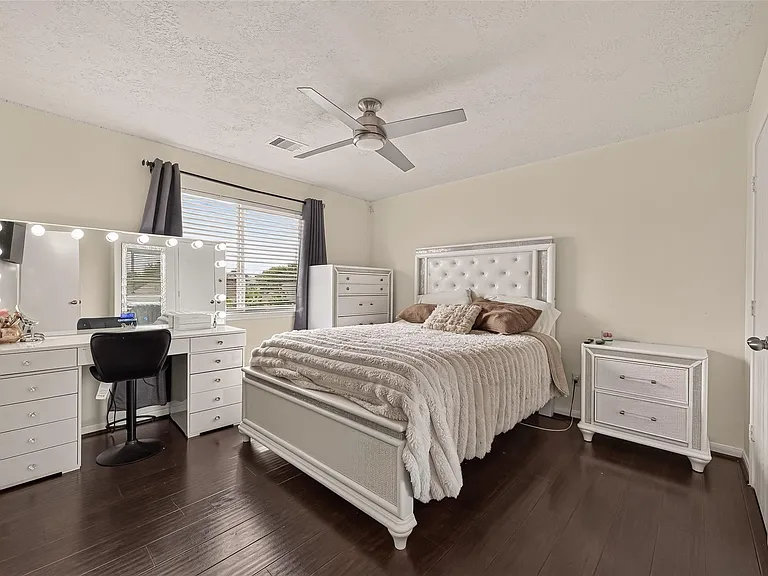 10931 View Pointe Ln — Photo 11